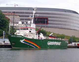 Greenpeace-en Arctic Sunrisek ateak irekiko ditu asteburuan