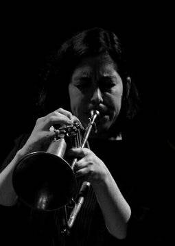 ALEJANDRA ARTIEL hirukotea Jazzon Aretoan