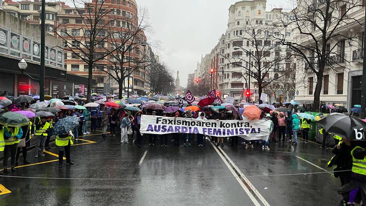 Eskuin muturreko gorakada faxistaren aurrean ausardia feminista aldarrikatu dute