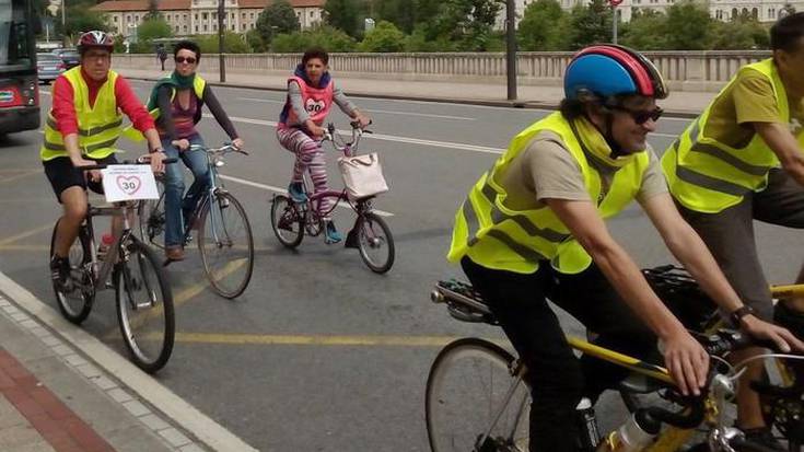 Bilbotik Getxorako bidegorria "behingoan" egin dadin 