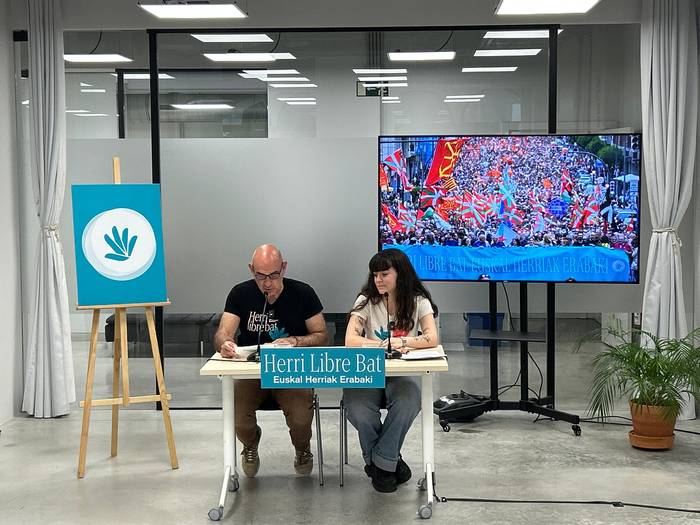 Euskal jendarteak burujabetza “nahi eta behar” duela nabarmendu du Gure Eskuk