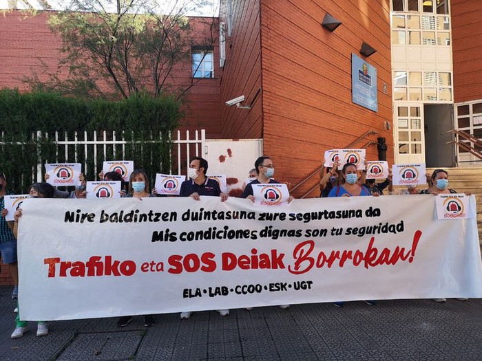 Lan-baldintza duinak eskatu dituzte berriz ere SOS Deiak eta Trafiko zerbitzuetako langileek Txurdinagan