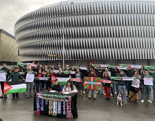 Euskal Selekzioaren ofizialtasuna aldarrikatzeaz gain, palestinar erresistentziari babesa adieraziko diote datorren azaroaren 15ean