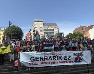 Gastu militarraren igoeraren aurka agertu dira hainbat erakunde sozial eta sindikal