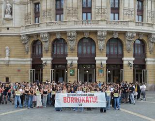 Euskal Herrian atzemandako sexu-explotazio sarea salatu du Itaiak