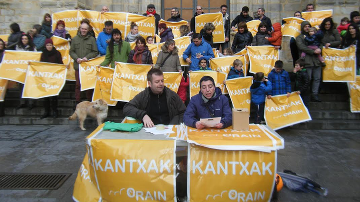 Atxuritarrek Udalari "sinestu" ez, eta "kantxak orain" eskatzeko manifestazioa egingo dute