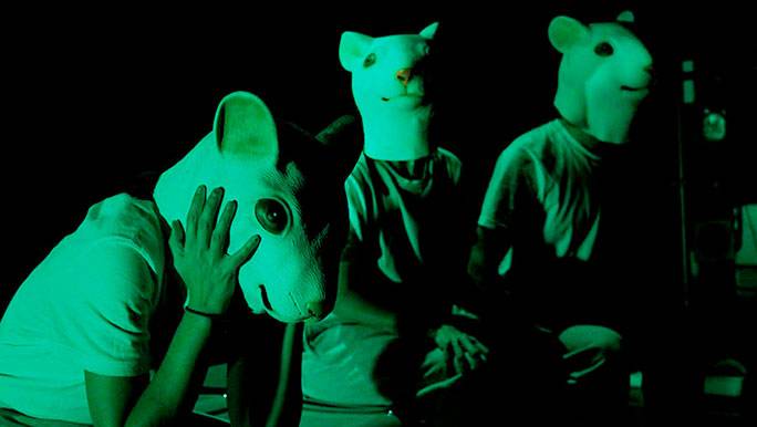 “Contención mecánica” antzezlana La Fundición aretoan