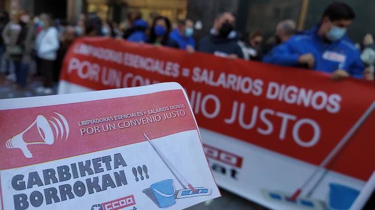 UGT-k eta CCOO-k garbiketa sektoreko negoziaketa desblokeatzeko eskatu dute