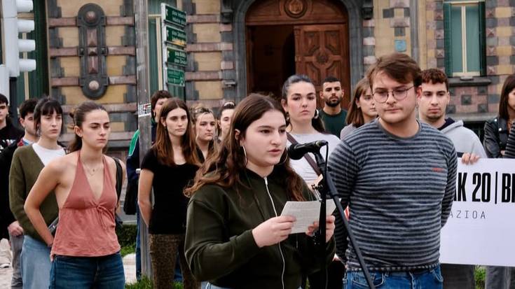 Gazte independentistok bilboko kaleak hartuko ditugu