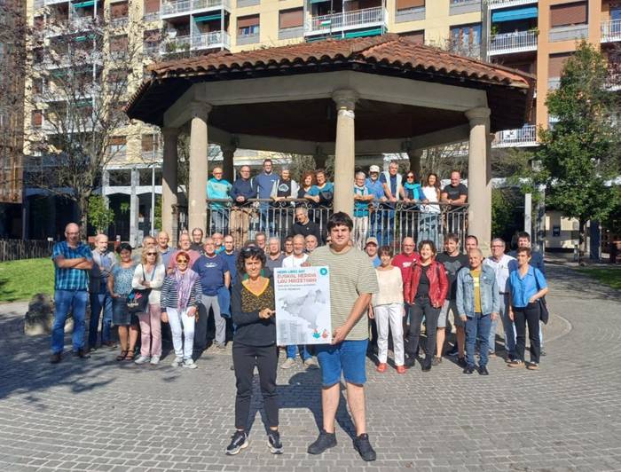 "Euskal Herria Lau Haizetara" dinamika abiatuko du Gure Eskuk