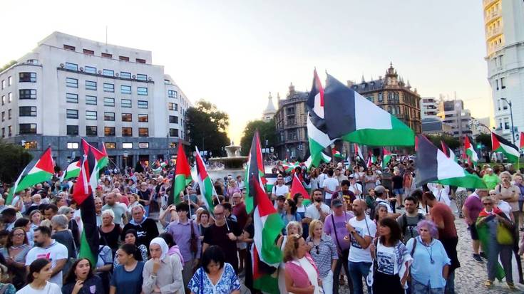 Ehunka herritar mobilizatu dira Ekintza Globalerako Egunean