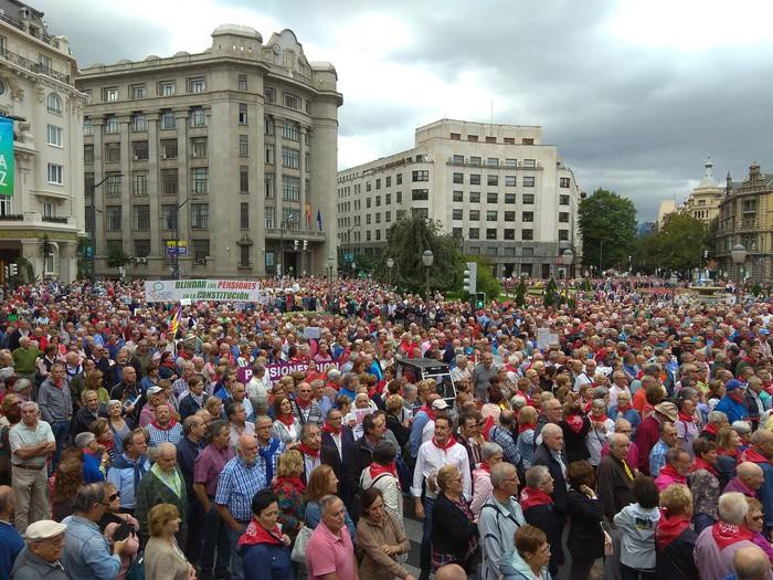 Bilbotik Madrilera oinez pentsio sistema publiko baten alde