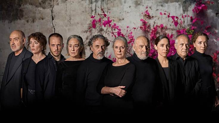 TODOS PÁJAROS antzezlana Arriaga Antzokian