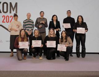 Puntua, Aiaraldea eta Antxeta Irratia saritu ditu TOKIKOMek