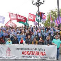 Kataluniako epaiaren aurka euskal gehiengo sindikalak mobilizazio deialdia zabaldu du urriaren 18an