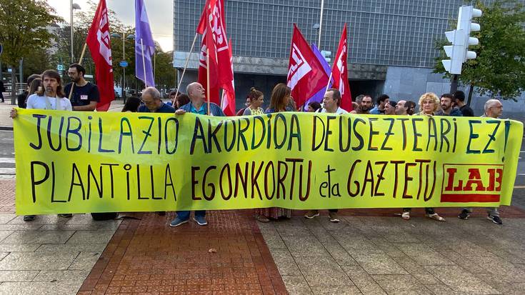 Gehiengo sindikalak jubilazio akordioak ez deuzestatzea eskatu dio UPV/EHUri