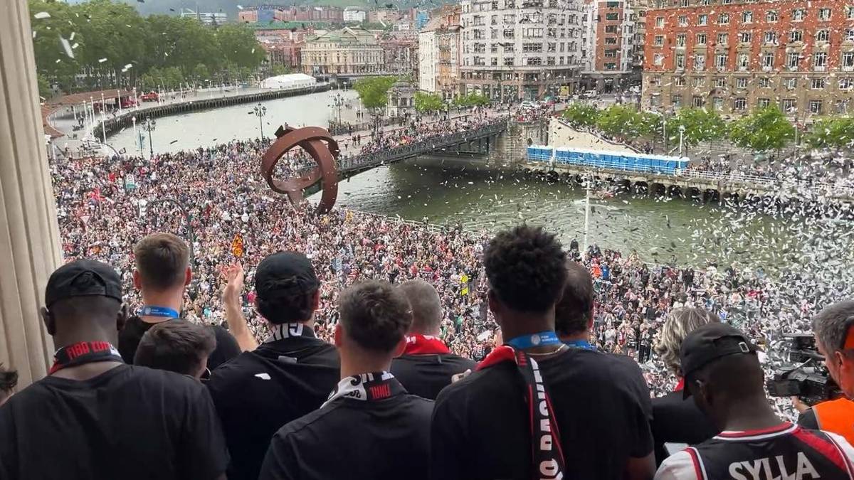 Emozioz altxatu du kopa Bilbao Basketek