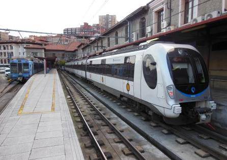 Kanpo oposaketetan euskara eskakizuna jaistea proposatu du Eusko Trenek