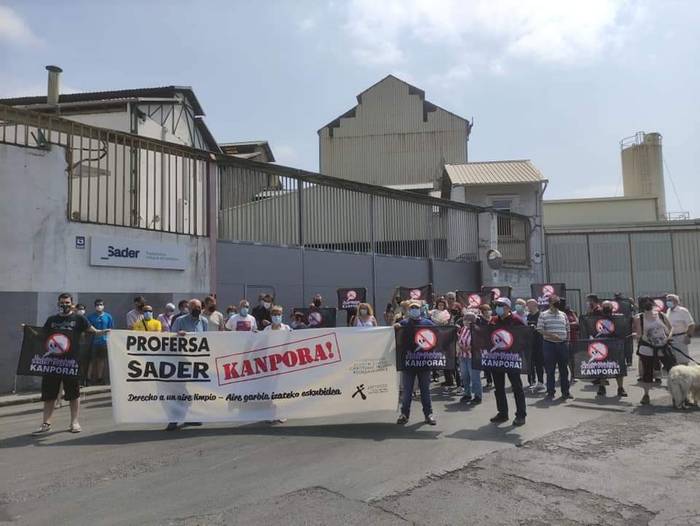 Zorrotzako Auzo Elkarteak antolatutako mobilizazioa
