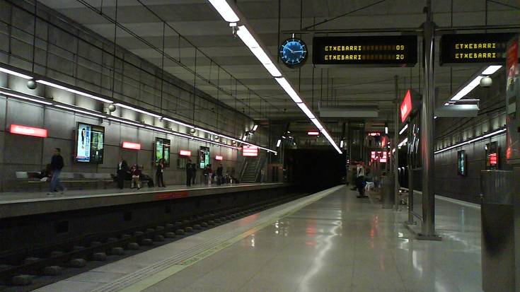 Atzo emakume bat erditu zen San Ignazioko metro-geltokian