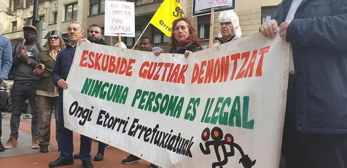 Ongi Etorri Errefuxiatuakek inor ez dela ilegala aldarrikatu du Migratzaileen Nazioarteko Egunean