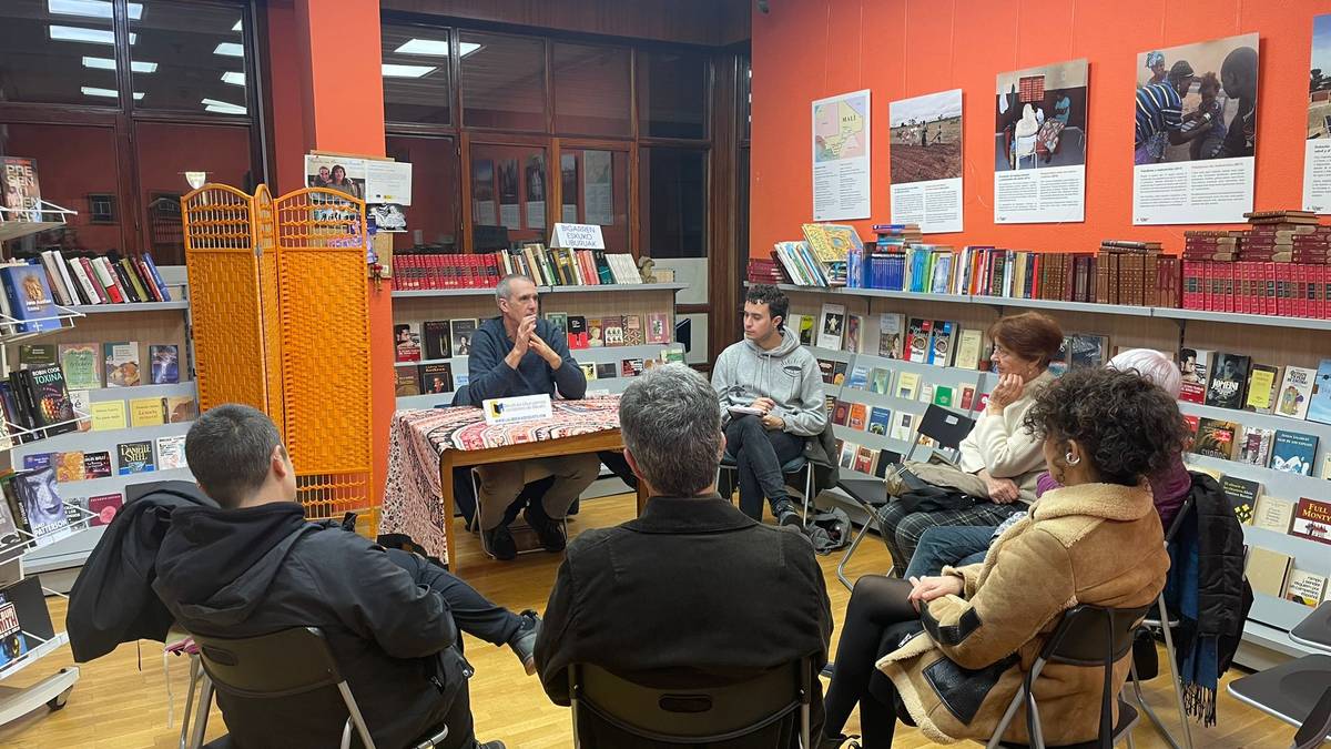 Irakurleen txokoa - Ai gure juaneteak!