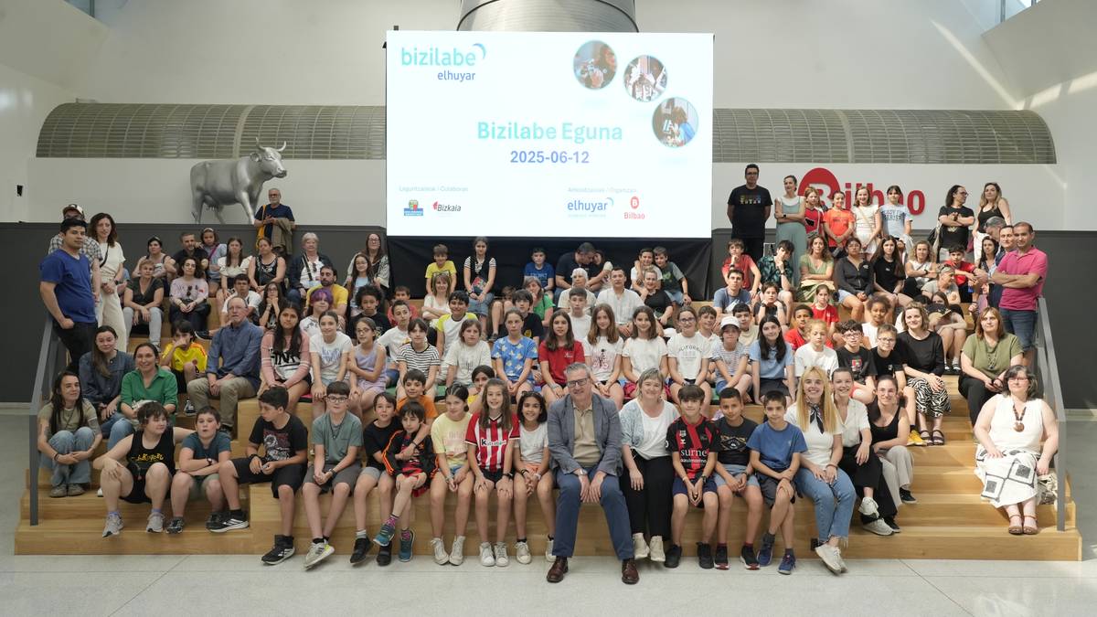 Bilboko 100 gazte inguruk 30 proiektu zientifiko eta teknologiko aurkeztu dituzte