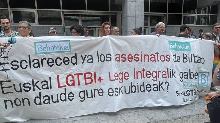 Euskal LGTBI+ Behatokiak Bilboko erailketak salatu eta lege integrala aldarrikatu du
