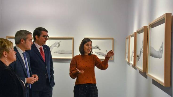 'Gorreri bisuala' erakusketa jarri du ikusgai Euskal Museoan Zaloa Ipiña artistak