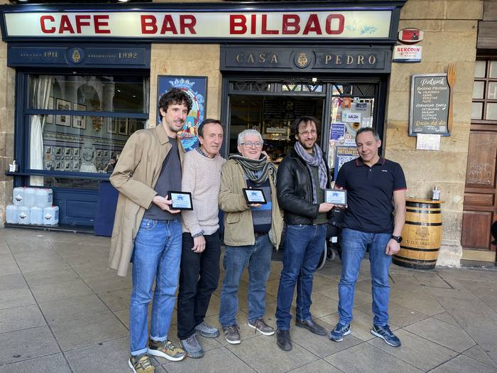 Gaur aurkeztu dituzte “Cafe Bar Bilbao” Antzerki Laburreko Sarien XXI. edizioaren txapeldunak
