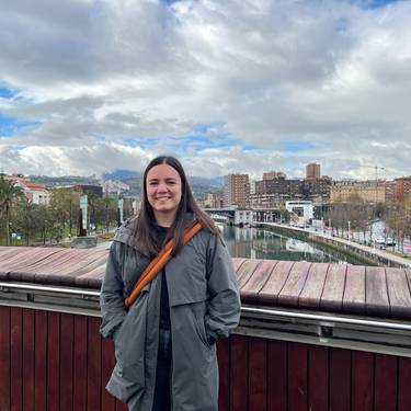 Maialen Gago: “Hainbat eta hainbat euskaltzale espazioak sortzen ari gara euskaraz bizi ahal izateko, eta horrela Erdalduntze makina eraitsiko dugu”