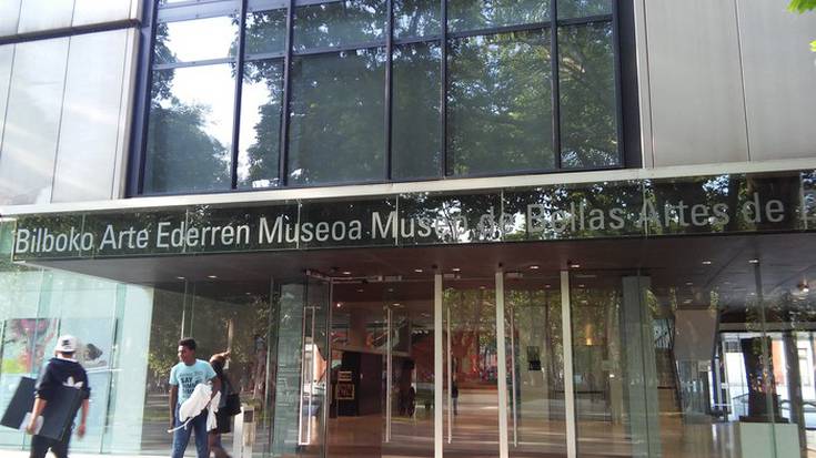 Arte Ederren Museoak doako sarreraren ordutegia luzatu du