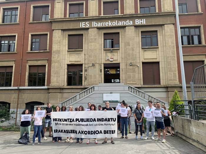 LABek EAEko hezkuntza publikoko irakasleen akordioa bete dadin exijitu du